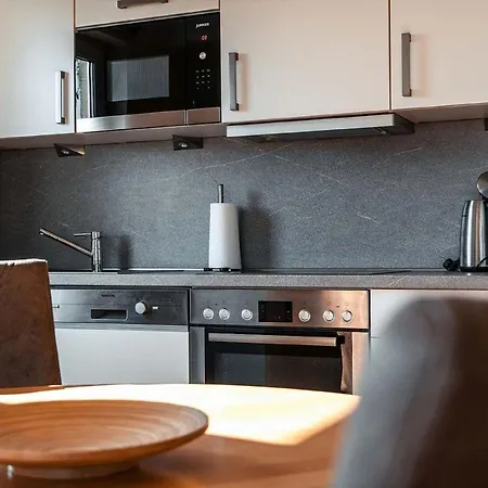 Meeresblick Residenzen Ferienwohnung 29 Mit Sauna- Und Schwimmbadnutzung Im Ahoi Sellin Апартаменты Гёрен