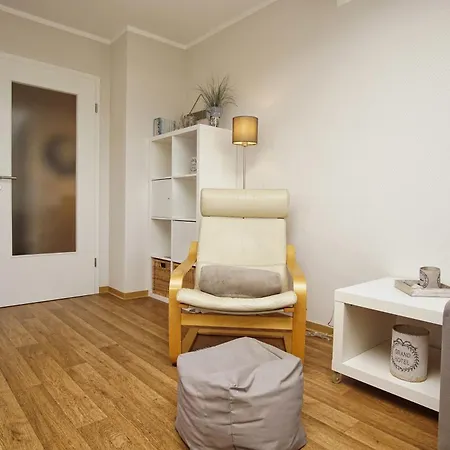 Mit Meerblick Und Balkon, Gratis Nutzung Vom Ahoi Erlebnisbad Und Sauna In Sellin - Meeresblick 29 Goehren (Ruegen)